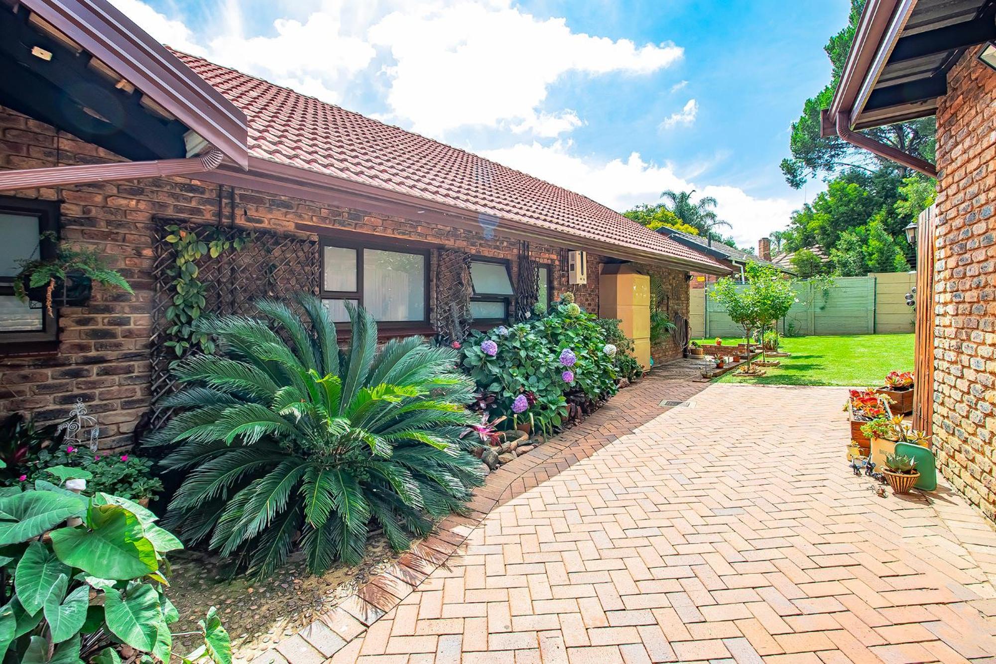 Leozet Self Catering Apartment Pretoria-Noord Extérieur photo