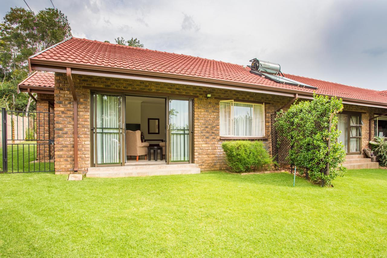 Leozet Self Catering Apartment Pretoria-Noord Extérieur photo