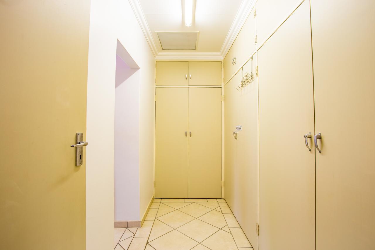 Leozet Self Catering Apartment Pretoria-Noord Extérieur photo
